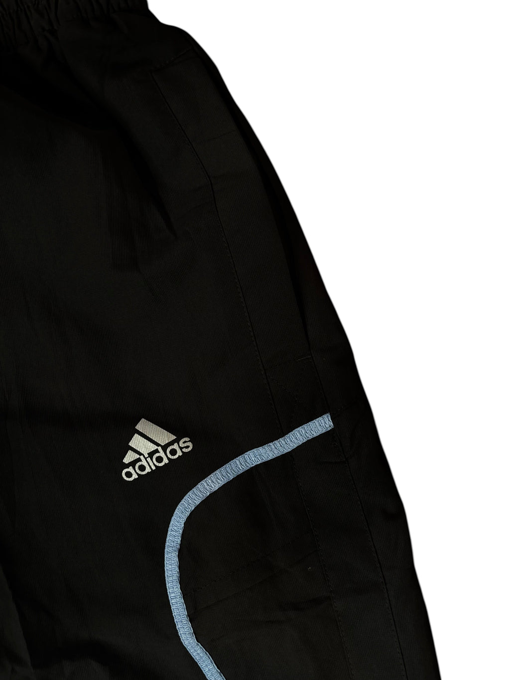 Adidas Tracksuit (L)